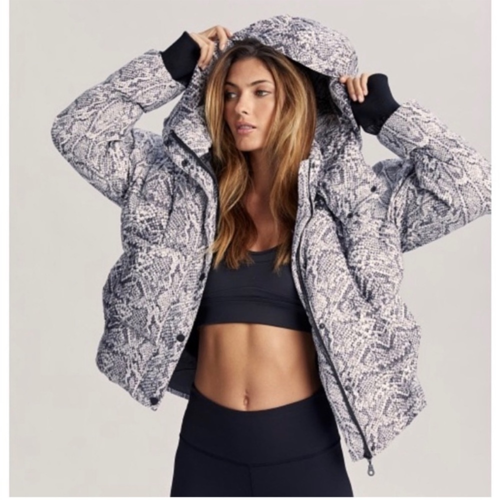 Varley Highland Puff Jacket Puffer Coat Snakeskin White Black Grey Size L